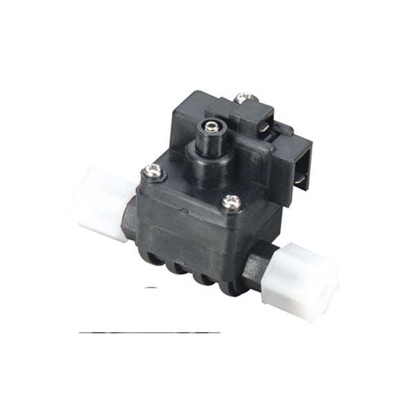 CLC-212-2.jpg Switch Alta Presión 25 - 45 PSI 1/4" Tuerca